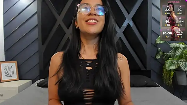 Snapshot of zoe_martins_ chatting on 10-08-25, 05:21 zoe martins online show from 10-08-25, 05:21