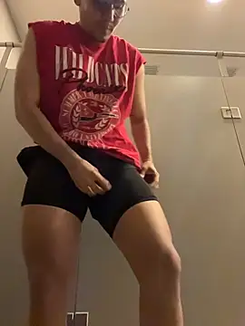 Snapshot of justforfun_222 chatting on 03-28-26, 05:12 justforfun 222 online show from 03-28-26, 05:12