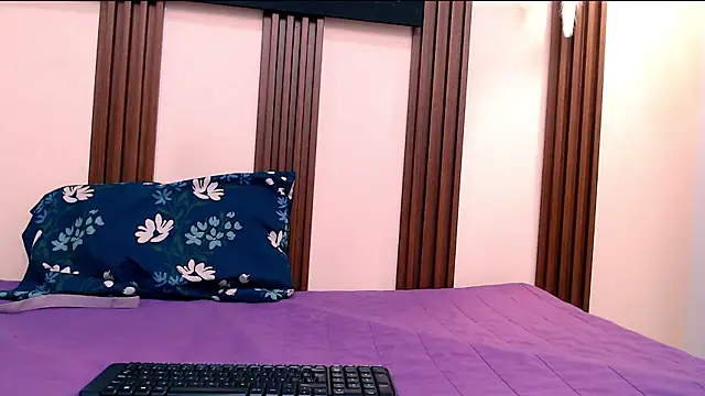 Snapshot of kimberly18cute chatting on 01-11-26, 12:48 kimberly18cute online show from 01-11-26, 12:48