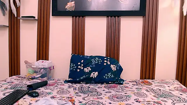 Snapshot of kimberly18cute chatting on 02-03-26, 01:04 kimberly18cute online show from 02-03-26, 01:04