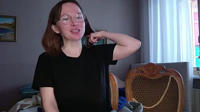 Snapshot of IkonaDidi chatting on 03-26-26, 06:08 IkonaDidi online show from 03-26-26, 06:08