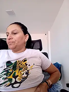 Nadia samiri online show from 09-19-25, 05:35