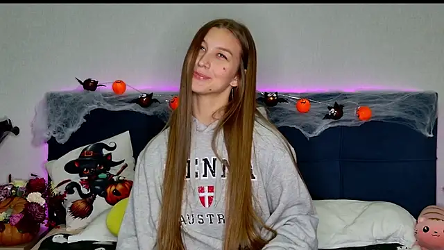 Snapshot of MissEmilyMiller chatting on 11-03-25, 05:14 MissEmilyMiller online show from 11-03-25, 05:14