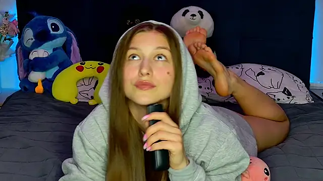 Snapshot of MissEmilyMiller chatting on 02-01-26, 06:17 MissEmilyMiller online show from 02-01-26, 06:17