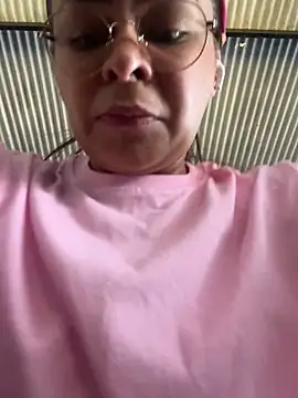 sweet shadil  online show from 10-21-25, 02:18