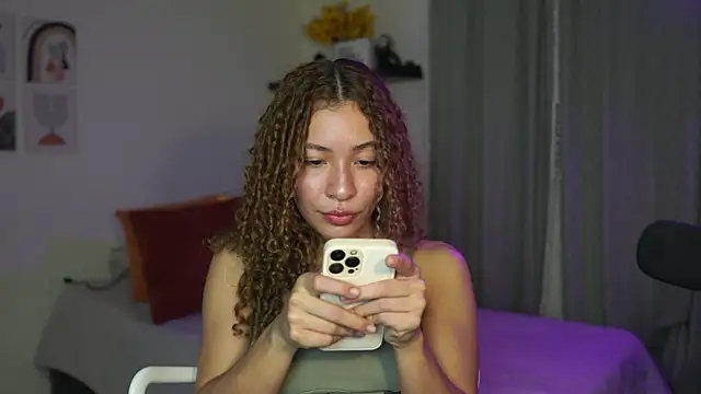 isabella-garcia- online show from 09-20-25, 12:55