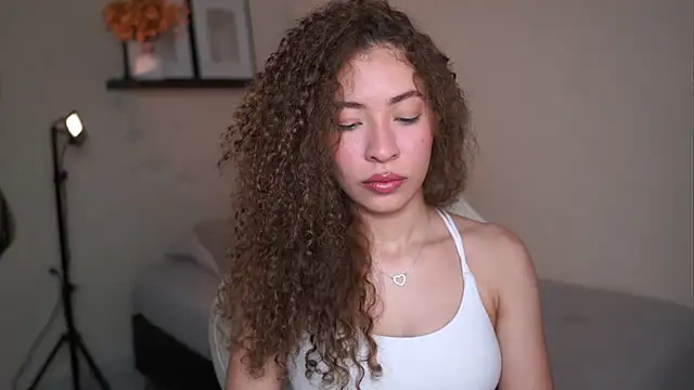 isabella-garcia- online show from 02-28-26, 01:50