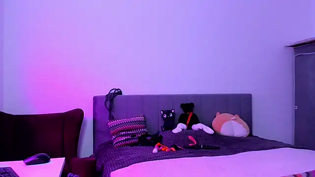 Katherine Twilight online show from 10-03-25, 03:20