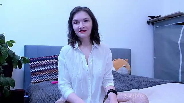 Katherine Twilight online show from 03-13-26, 03:51