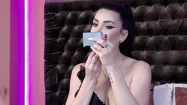 StephanyMillan online show from 05-06-26, 05:35