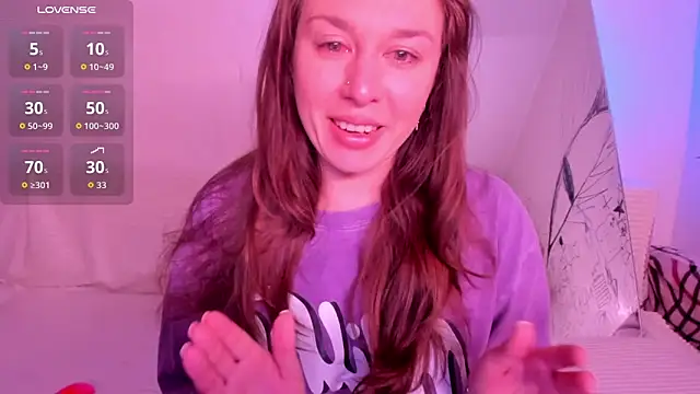 Lil Foxy9 online show from 05-10-26, 04:23