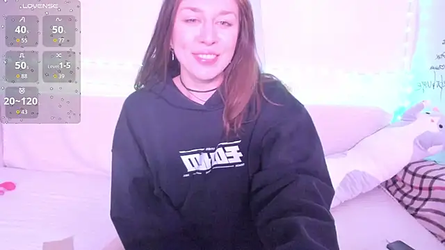 Lil Foxy9 online show from 05-20-26, 07:53