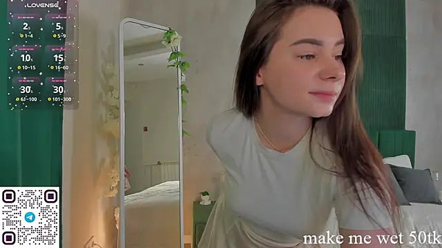 ErinRose  online show from 10-08-25, 06:00