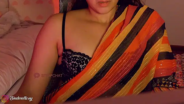 Snapshot of i-scream chatting on 11-30-25, 12:31 i-scream online show from 11-30-25, 12:31