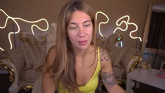 KateShanny online show from 10-04-25, 06:11