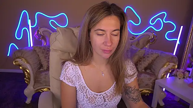 KateShanny online show from 10-13-25, 05:51