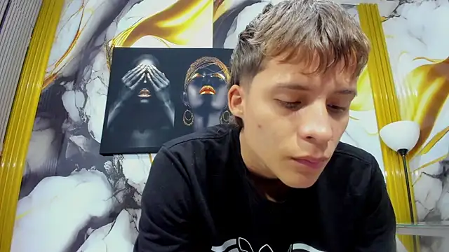 mono blonde online show from 06-19-26, 11:47
