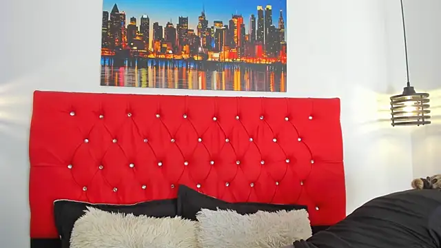 carolinacrus01 online show from 03-18-26, 02:42