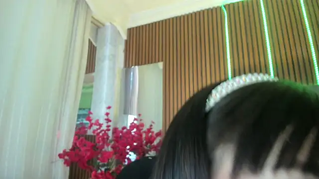LunaaFerrari online show from 09-16-25, 12:39