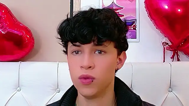 Axel  Evans online show from 02-25-26, 01:21