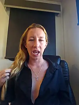 bmorganne420 online show from 12-03-25, 06:28