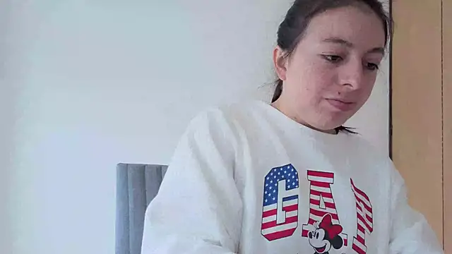 MiaKimky online show from 10-08-25, 04:37