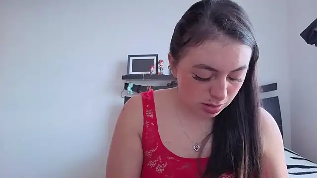 MiaKimky online show from 10-15-25, 07:25