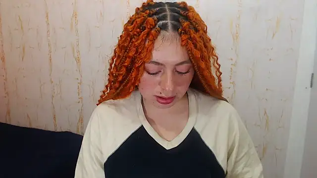 MiaKimky online show from 12-20-25, 04:36