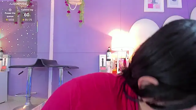 my aleja  online show from 11-16-25, 02:44