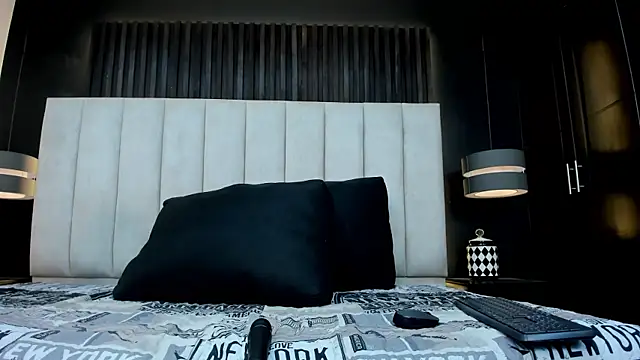 Snapshot of Matilda_Liz chatting on 02-25-26, 12:59 Matilda Liz online show from 02-25-26, 12:59