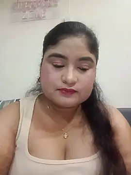 hornyriyanka online show from 06-26-26, 02:16