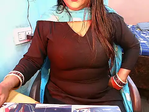 Snapshot of PREETI_BABY chatting on 03-16-26, 06:50 PREETI BABY online show from 03-16-26, 06:50