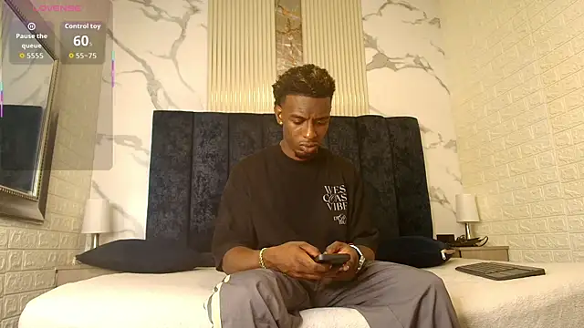 pipedark  online show from 09-23-25, 01:14