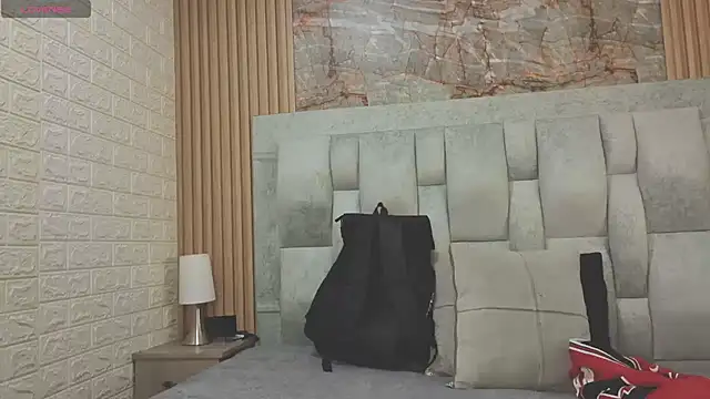 pipedark  online show from 10-10-25, 02:21