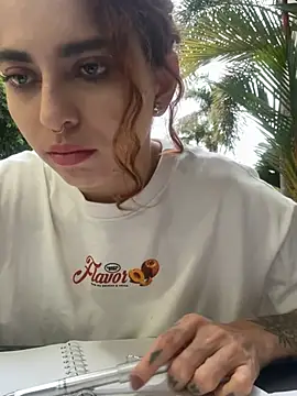 imhelena online show from 01-16-26, 10:25