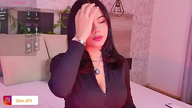 Celine Lee online show from 02-05-26, 06:12