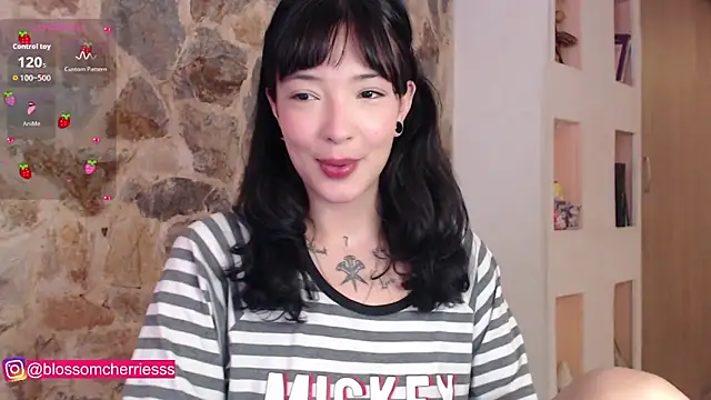 slobberynjuicy  online show from 09-11-25, 02:06