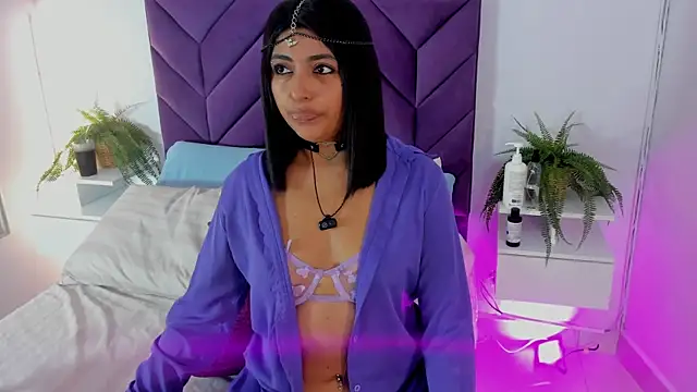 Snapshot of Kaylachannell chatting on 03-25-26, 03:45 Kaylachannell online show from 03-25-26, 03:45