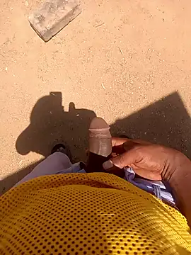 Snapshot of KingBonga chatting on 02-10-26, 10:52 KingBonga online show from 02-10-26, 10:52