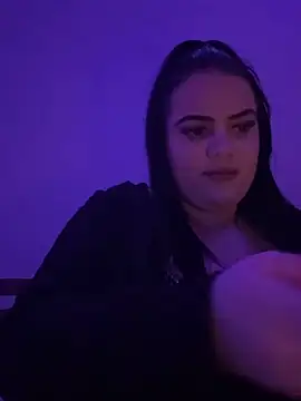 Snapshot of Shellybttn chatting on 03-20-26, 10:58 Shellybttn online show from 03-20-26, 10:58