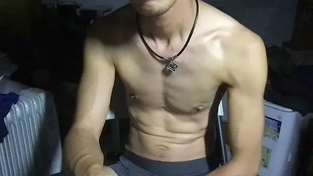 Snapshot of winds1069 chatting on 09-18-25, 04:42 winds1069 online show from 09-18-25, 04:42