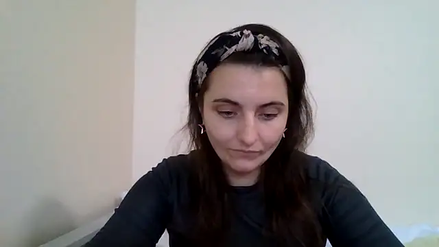 Snapshot of DInaraXRose chatting on 10-07-25, 11:07 DInaraXRose online show from 10-07-25, 11:07