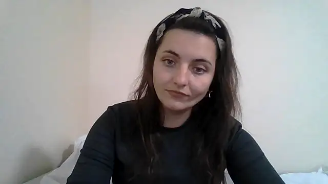 Snapshot of DInaraXRose chatting on 10-09-25, 10:35 DInaraXRose online show from 10-09-25, 10:35