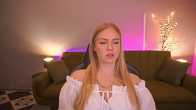 CelesteNoir online show from 09-29-25, 06:18