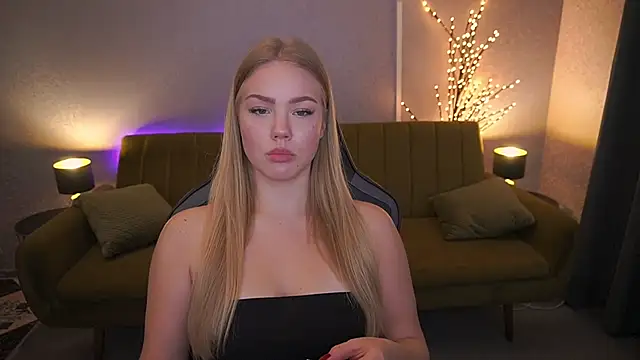 CelesteNoir online show from 10-02-25, 06:31