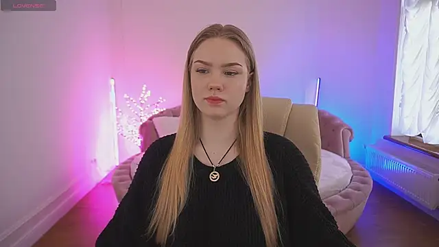 Snapshot of CelesteNoir chatting on 04-16-26, 06:14 CelesteNoir online show from 04-16-26, 06:14
