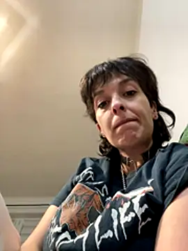 Piggiteablacktea online show from 11-29-25, 10:13