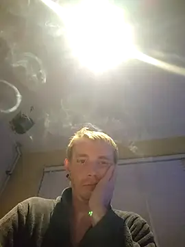 Snapshot of piercingpik chatting on 11-03-25, 09:05 piercingpik online show from 11-03-25, 09:05