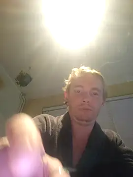 Snapshot of piercingpik chatting on 11-04-25, 08:19 piercingpik online show from 11-04-25, 08:19