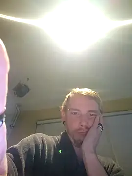 Snapshot of piercingpik chatting on 11-27-25, 08:55 piercingpik online show from 11-27-25, 08:55